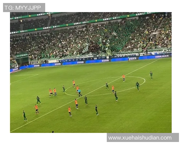 足球每日球星聚焦呈现球场激情与人物背后故事 足球每日球星聚焦呈现球场激情与人物背后故事