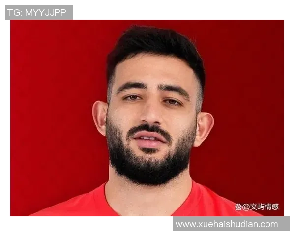 从失误到逆袭 他如何化身为球场上的传奇英雄 从失误到逆袭 他如何化身为球场上的传奇英雄